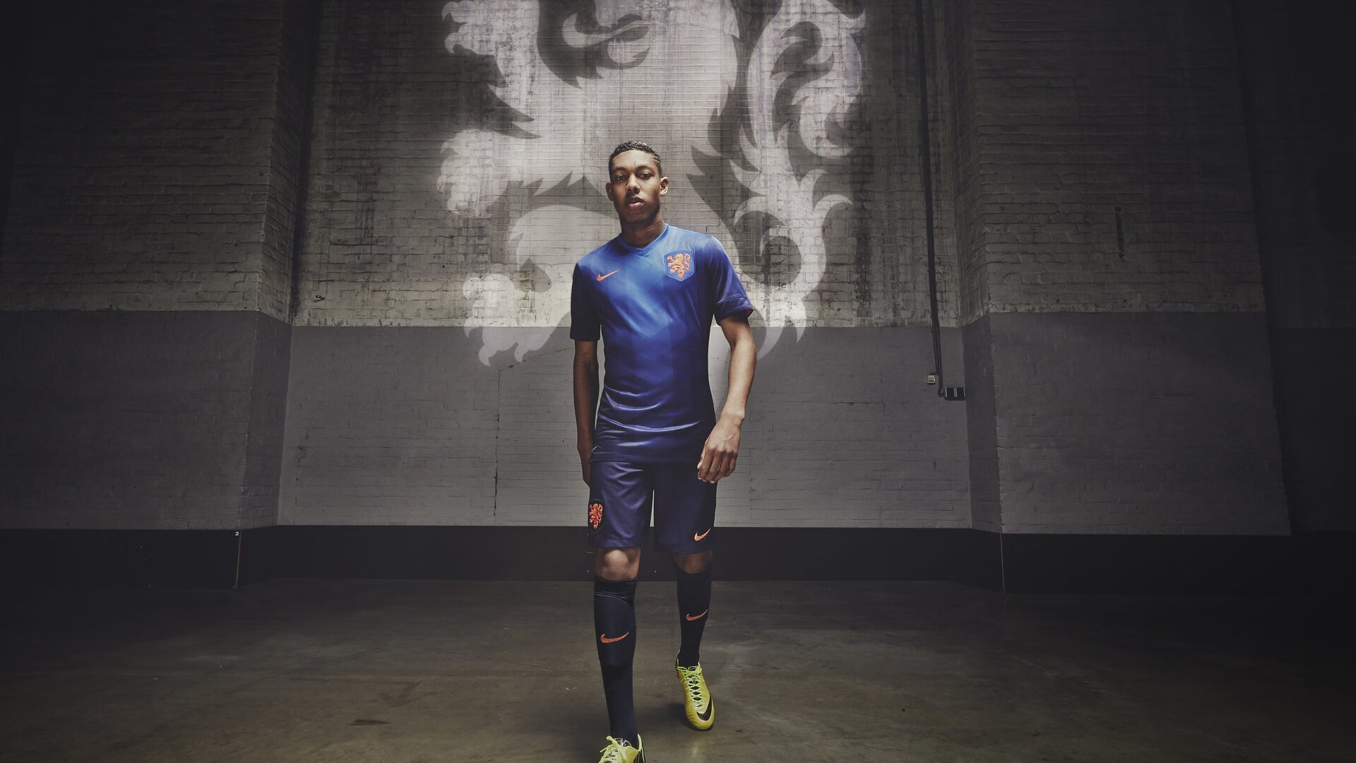 霍勒迪戴表！掘金险胜黄蜂背后，被低估的4000万先生如何改写剧本